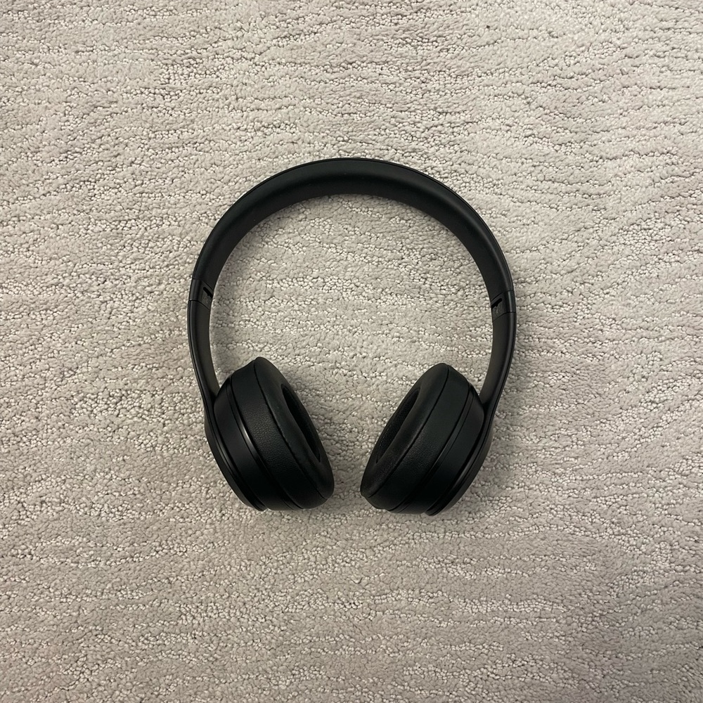 Brand new beats headphones solo 3